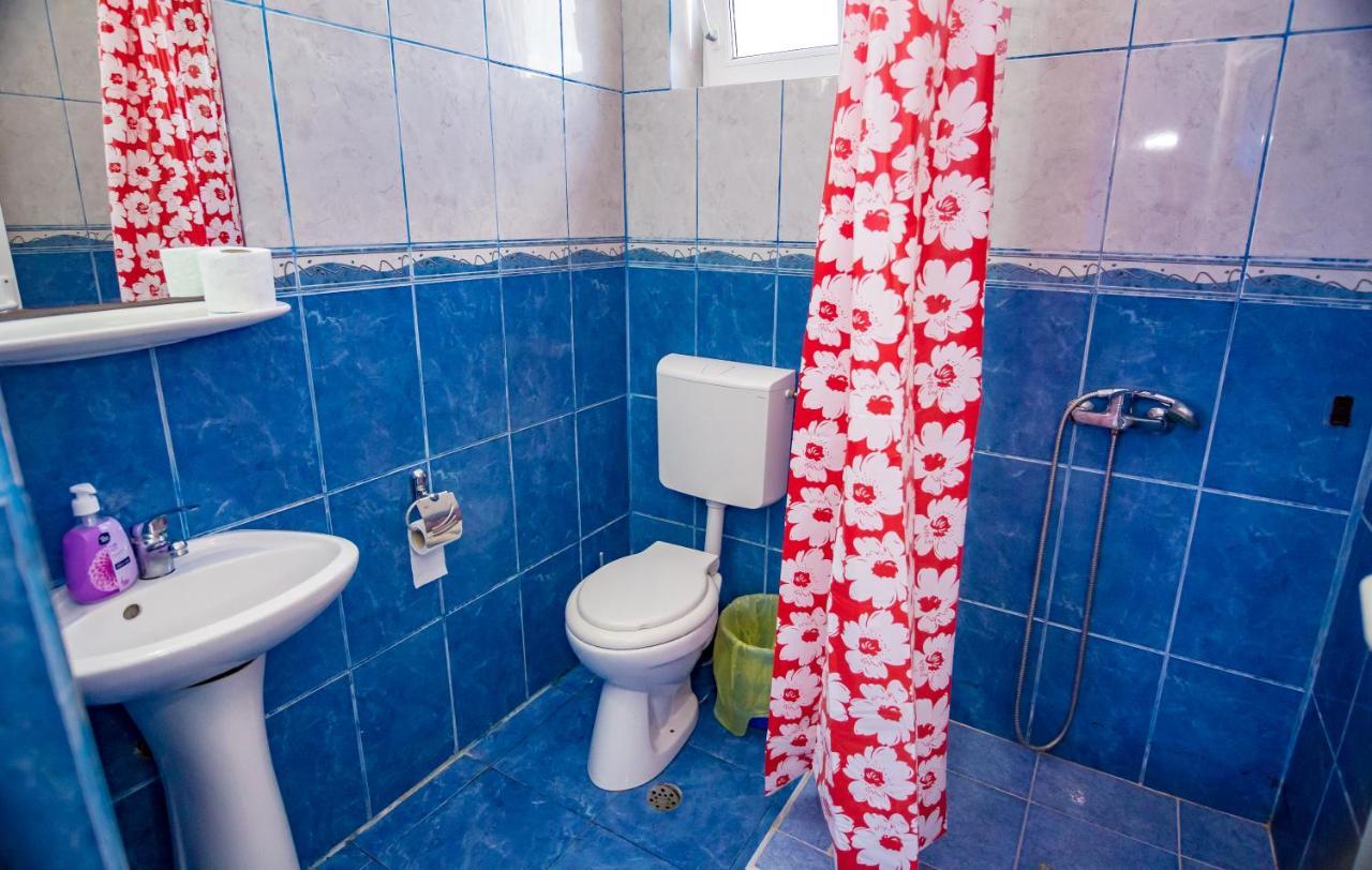 Old School Apartment Вама Веке Екстериор снимка