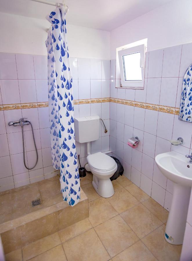 Old School Apartment Вама Веке Екстериор снимка