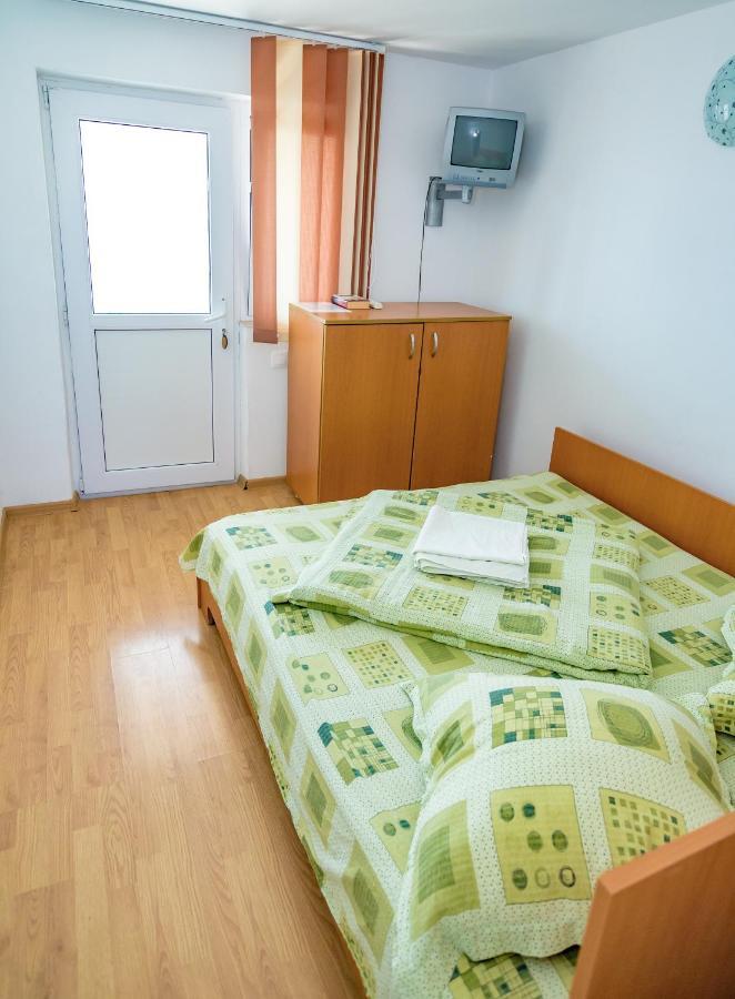 Old School Apartment Вама Веке Екстериор снимка