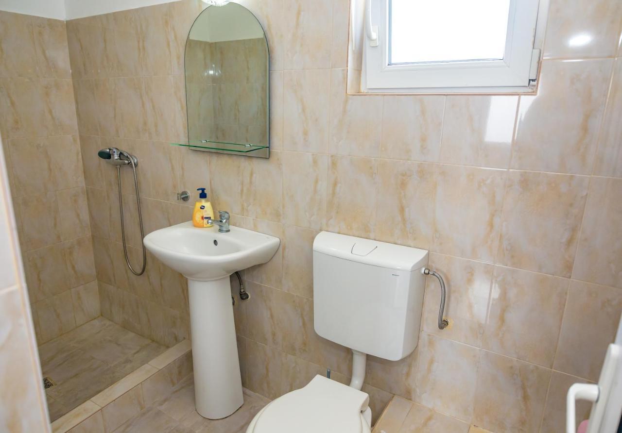 Old School Apartment Вама Веке Екстериор снимка