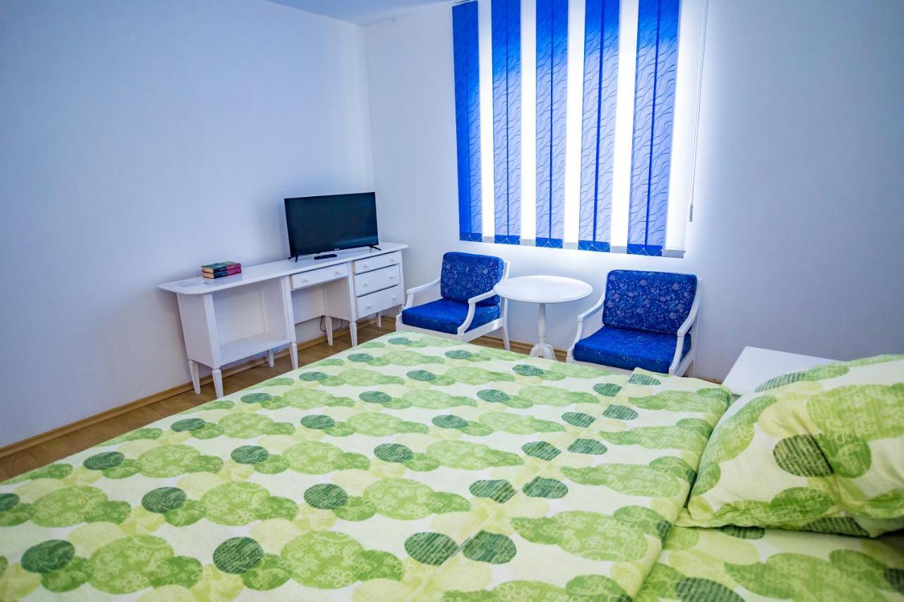 Old School Apartment Вама Веке Екстериор снимка
